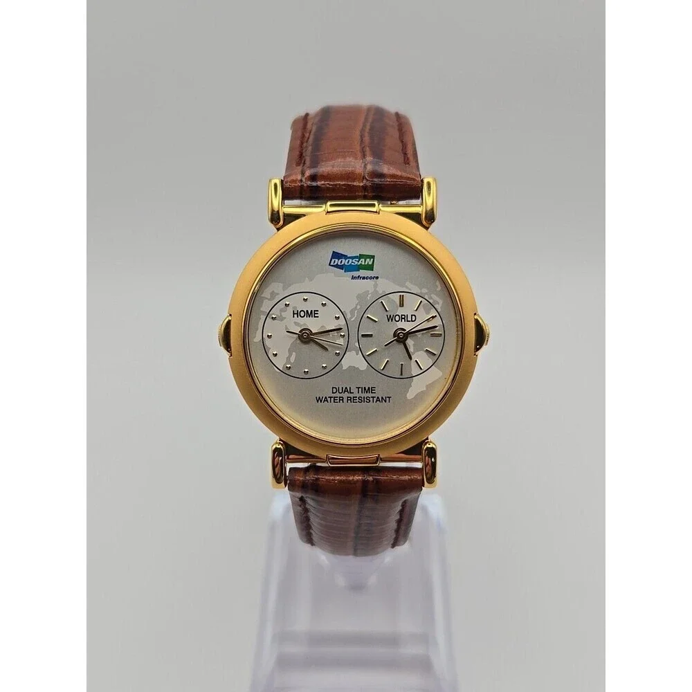 Doosan Infracore Dual Time World Map Dial Gold Tone Quartz Men Watch New Battery